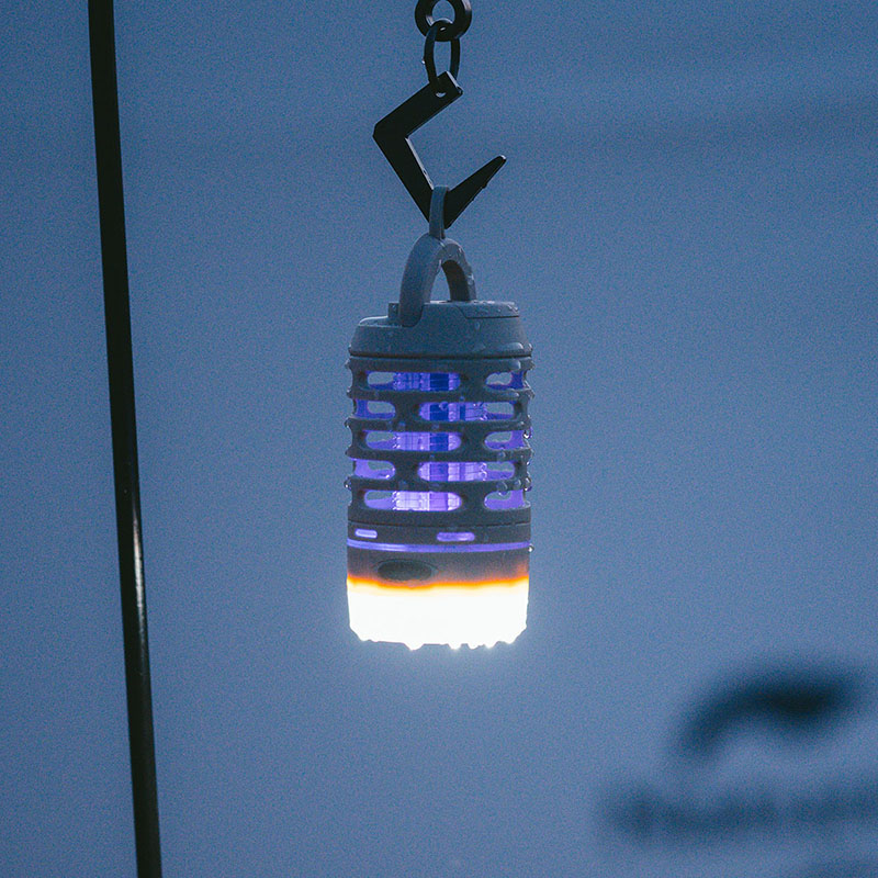 Naturehike kempingové světlo Star Skimmer s ochranou proti komárům 214g - zelená